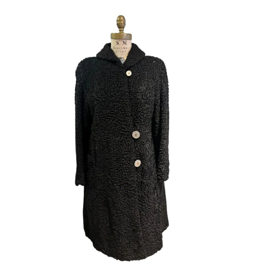 Black Jacket, Medium